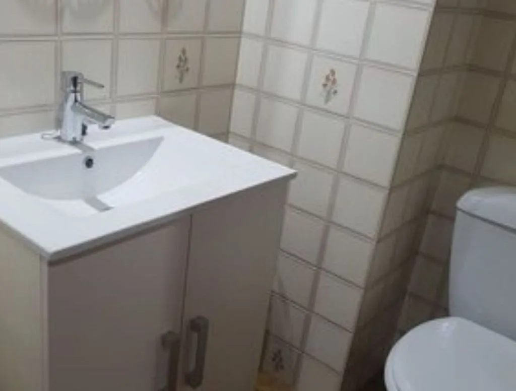 Salles de bain - 3-Bed Apartment with Garage in As Travesas