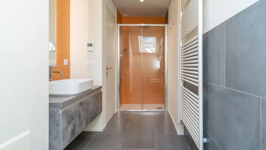 Salles de bain - Appartement 4 pièces à IT