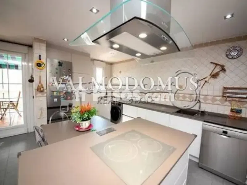 Cuisine - Chalet with Design Pool in Coimbra-Guadarrama