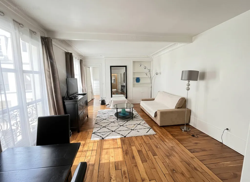 Appartement 2 pièces à Paris-17e