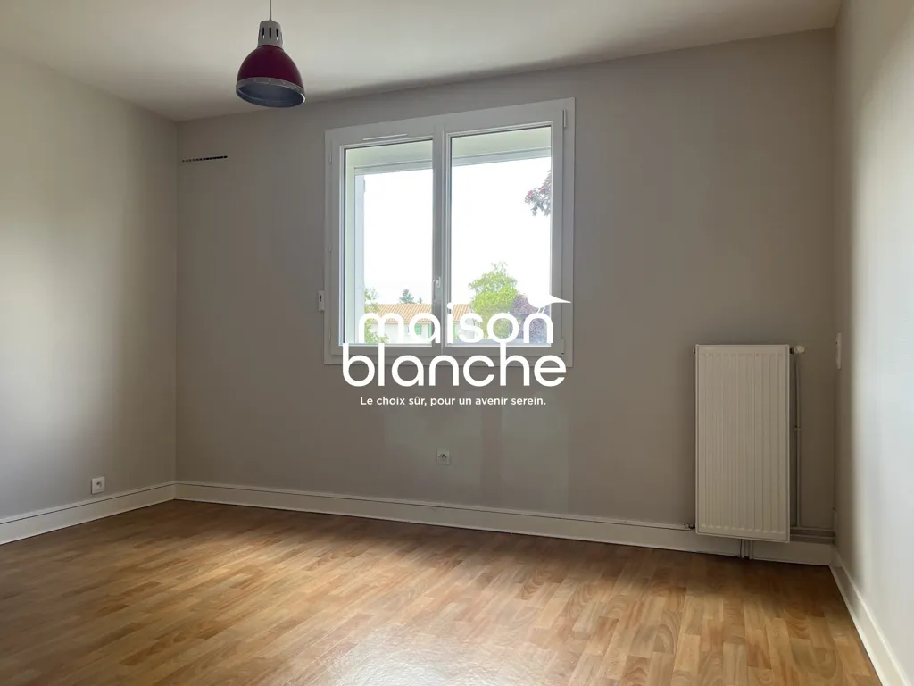 Stanze - Semi-Subterranean House with Garden in Airvault