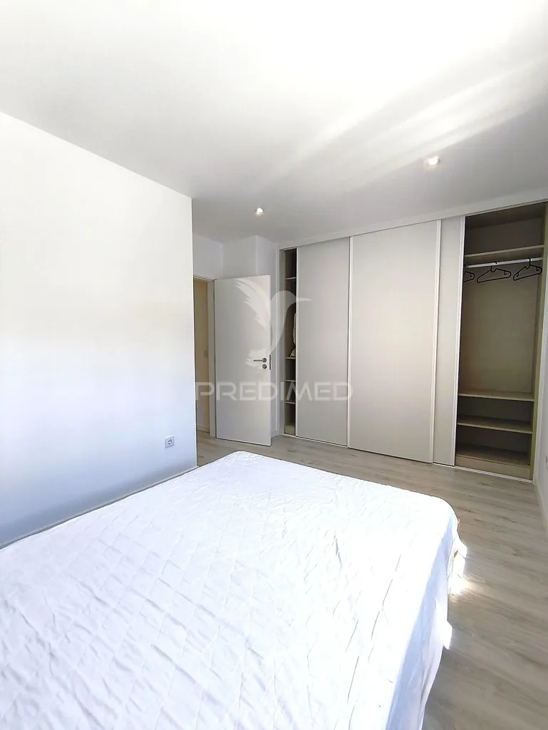 Magamistoad - Semi-New House with Pool in Sesimbra