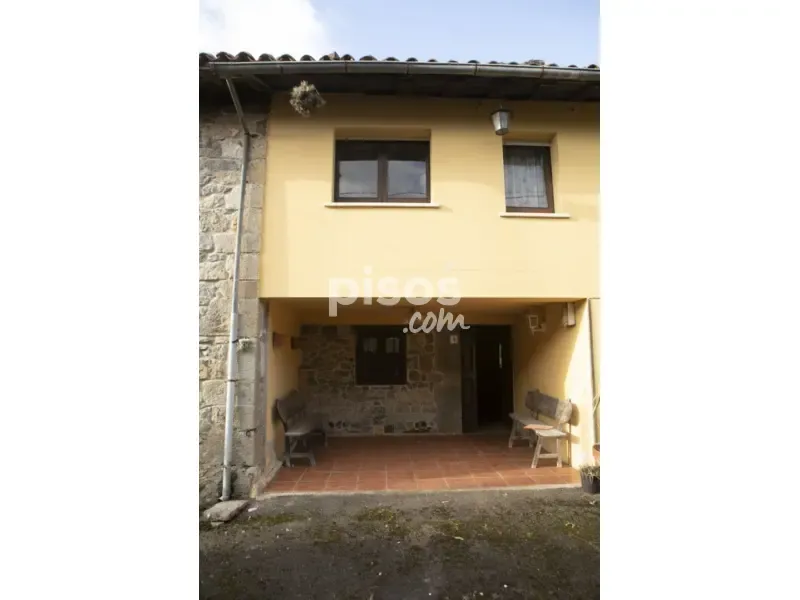 Exterior - Traditional Asturian Rural Complex in Buslaz