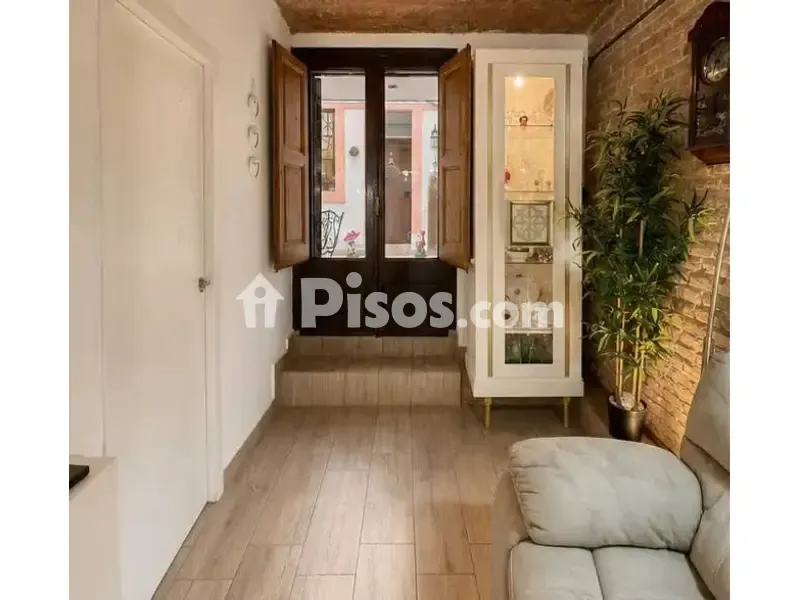 Elutuba - Design Duplex with Private Patio in Poble Sec