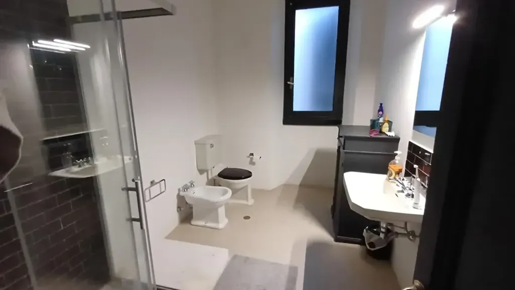 Vannitoad - Spacious Apartment with Balconies in Florence