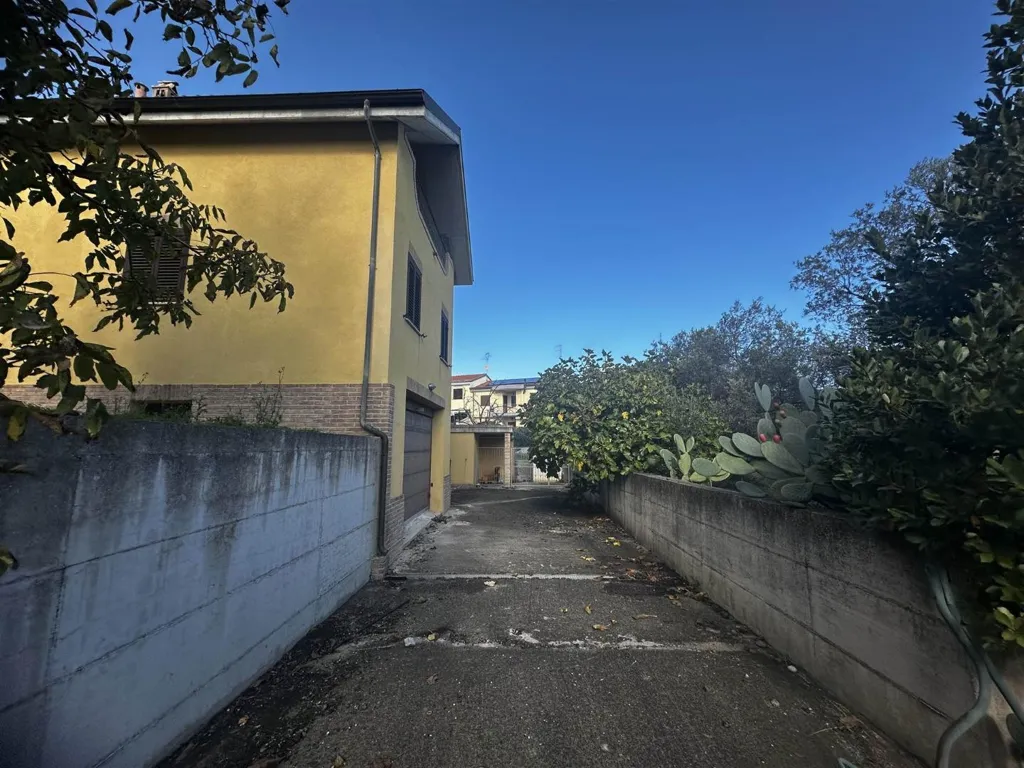 Esterno - Elegant Villa with Garden in Vasto