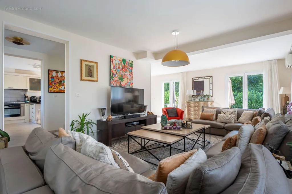 living_room