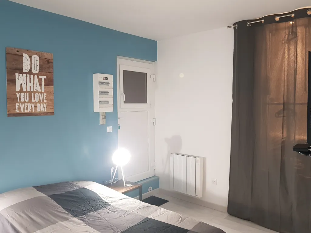 Chambres - Appartement rénové avec cave à Metz Centre