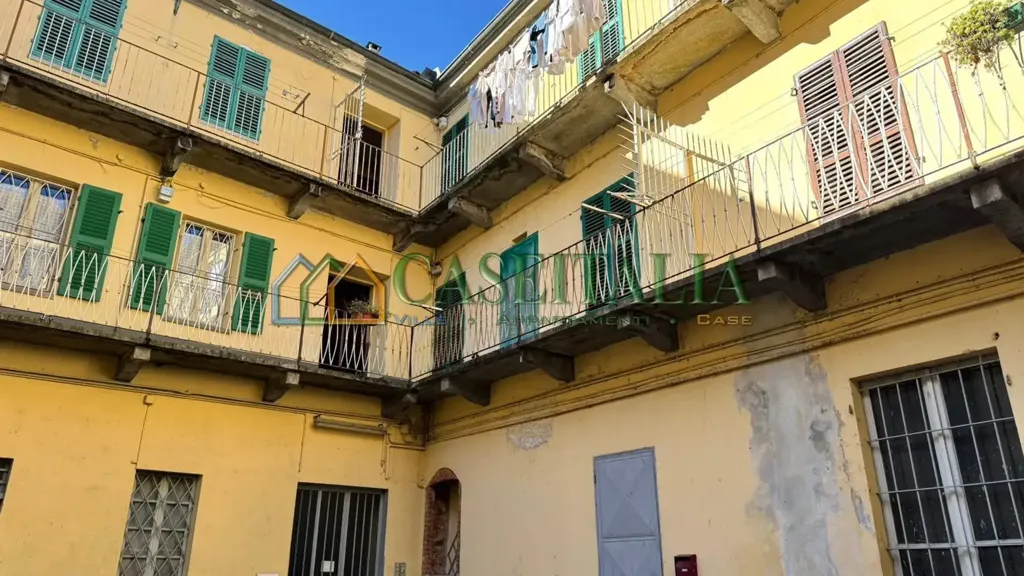 Jardin - Apartment for Renovation in Ivrea