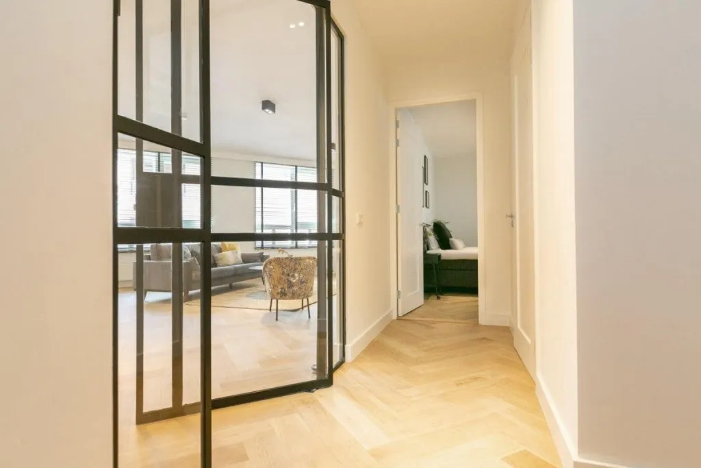 hallway_entrance