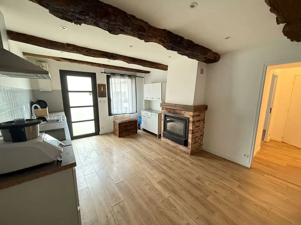Kitchen - Renovated House with Garden in Tinténiac