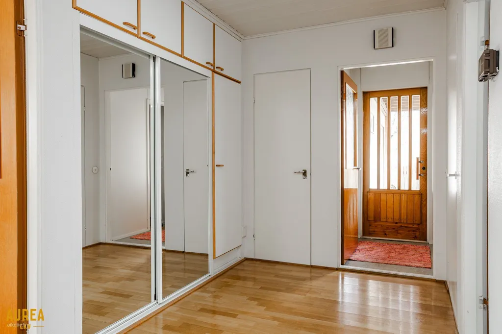 Toad - 70s House with Sauna in Koskela