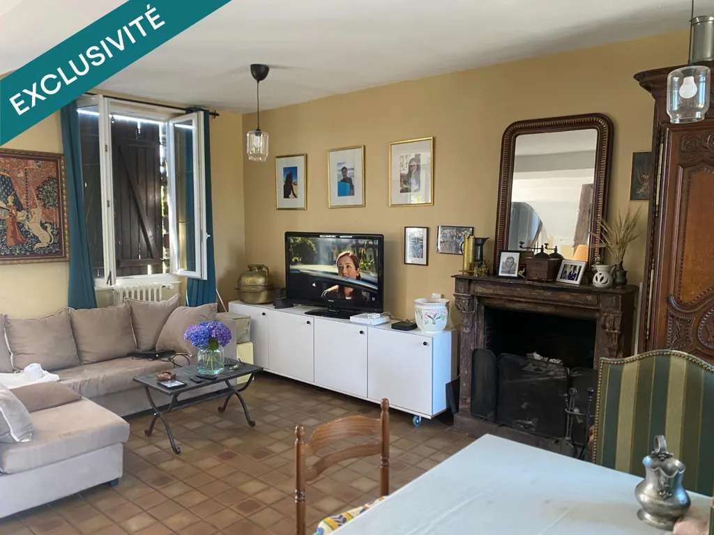 Séjour - Maison en Pierres avec Jardin à La Bazoque