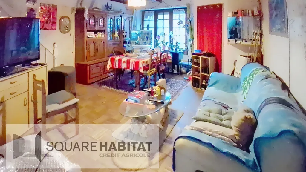 Séjour - Maison avec locataire en place à Plounevez-Quintin