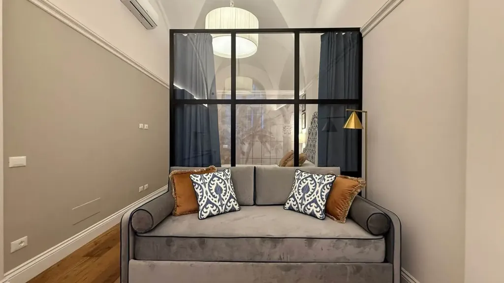 Séjour - Restored Studio in Historic Building, Florence