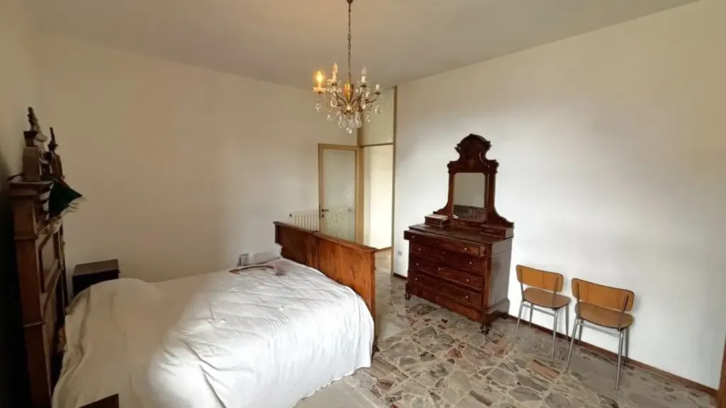 Chambres - Bifamiliar Villa with Garden in Clusane, Iseo
