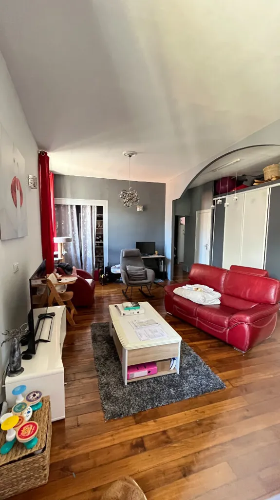 Elutuba - Charming 2-Bed Flat in Vienne Centre