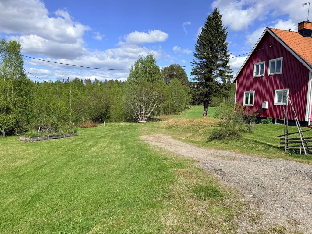 Välivaade - Villa with Garden near Åkullsjön