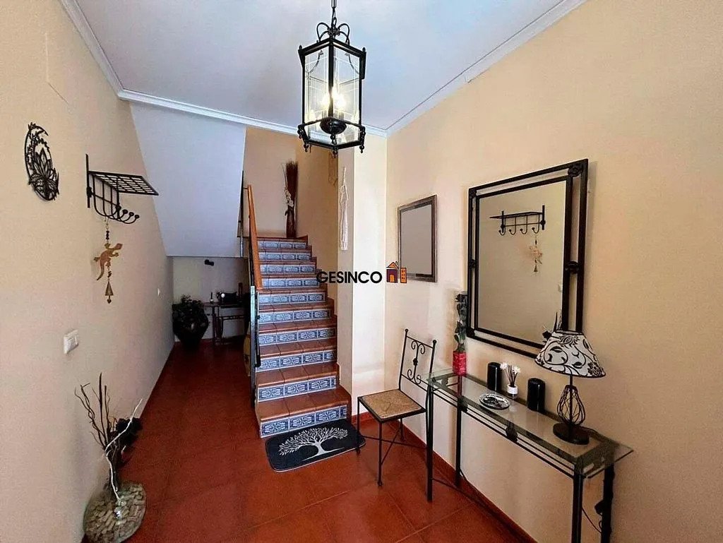 Entrée - Duplex with Terrace and Balcony in Manuel