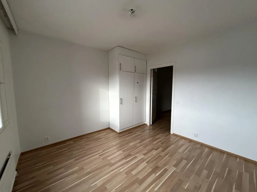 Pièces - 4-Bed Flat with Balcony in Paroalho, Rauma