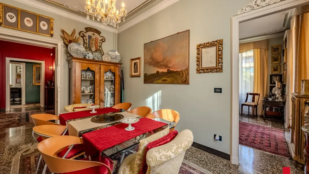Salle à manger - Charming Apartment with City View in Genoa
