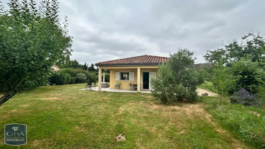 Jardin - Villa Indépendante avec Terrasses à Cuisery