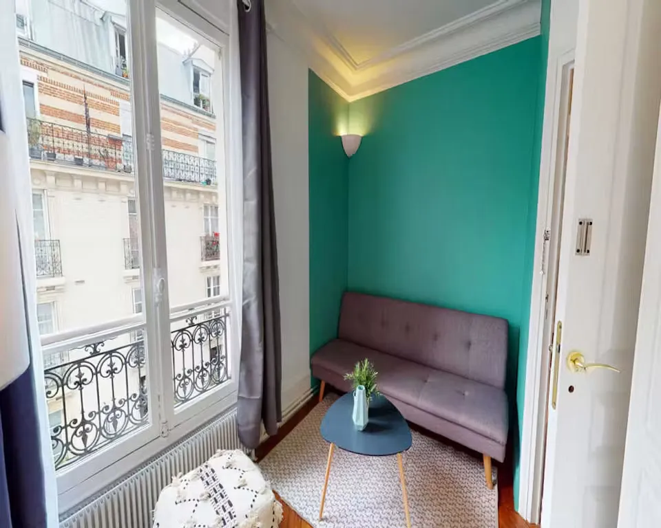 Elutuba - Apartment with Kitchen Amenities in Paris