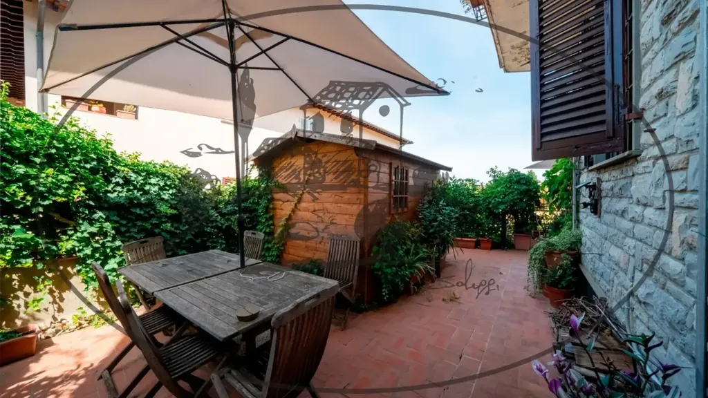 Terrazza - Independent House with Panoramic View in Figline Valdarno