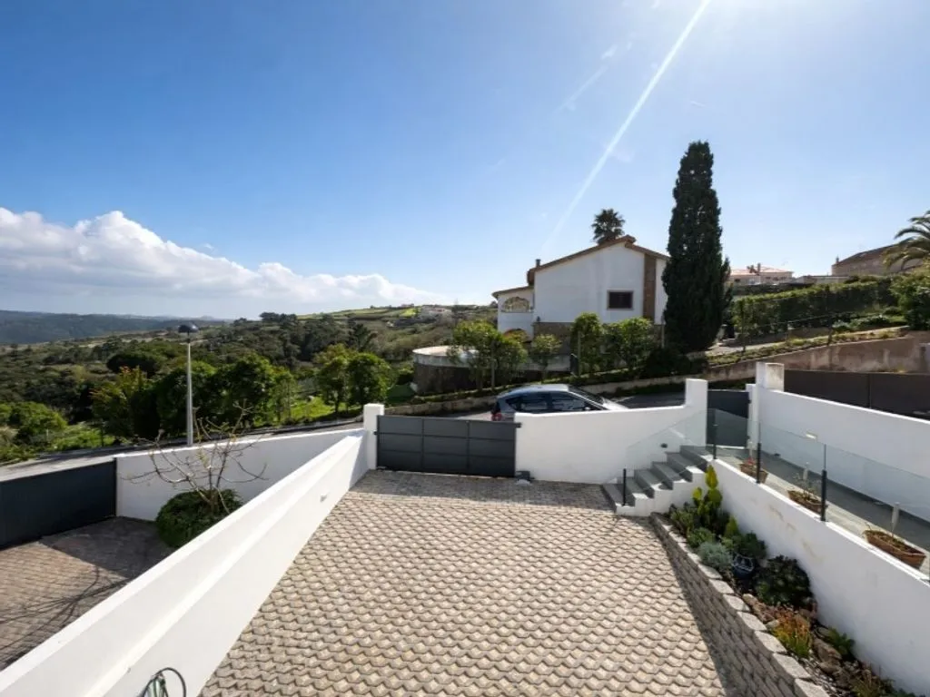 Extérieur - Contemporary Semidetached House in Mafra
