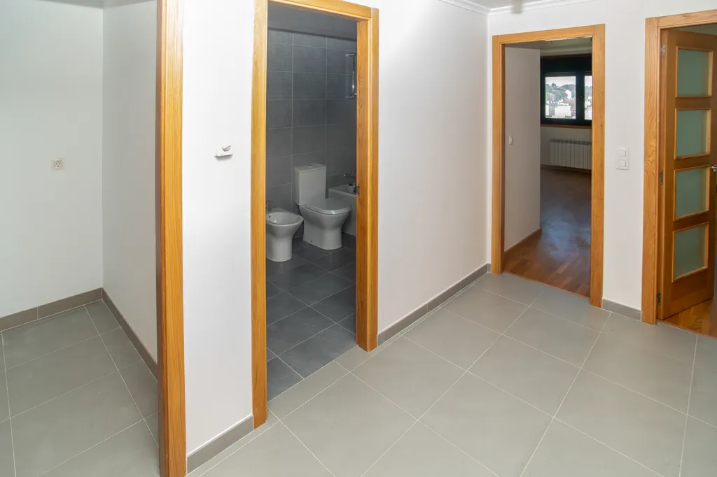 Entrée - New Build Flat with Garage in Sarria, Lugo