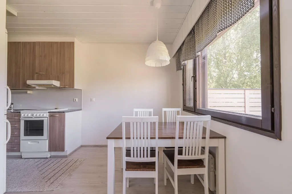 Kitchen - Compact Terraced House with Garden in Nilsiä