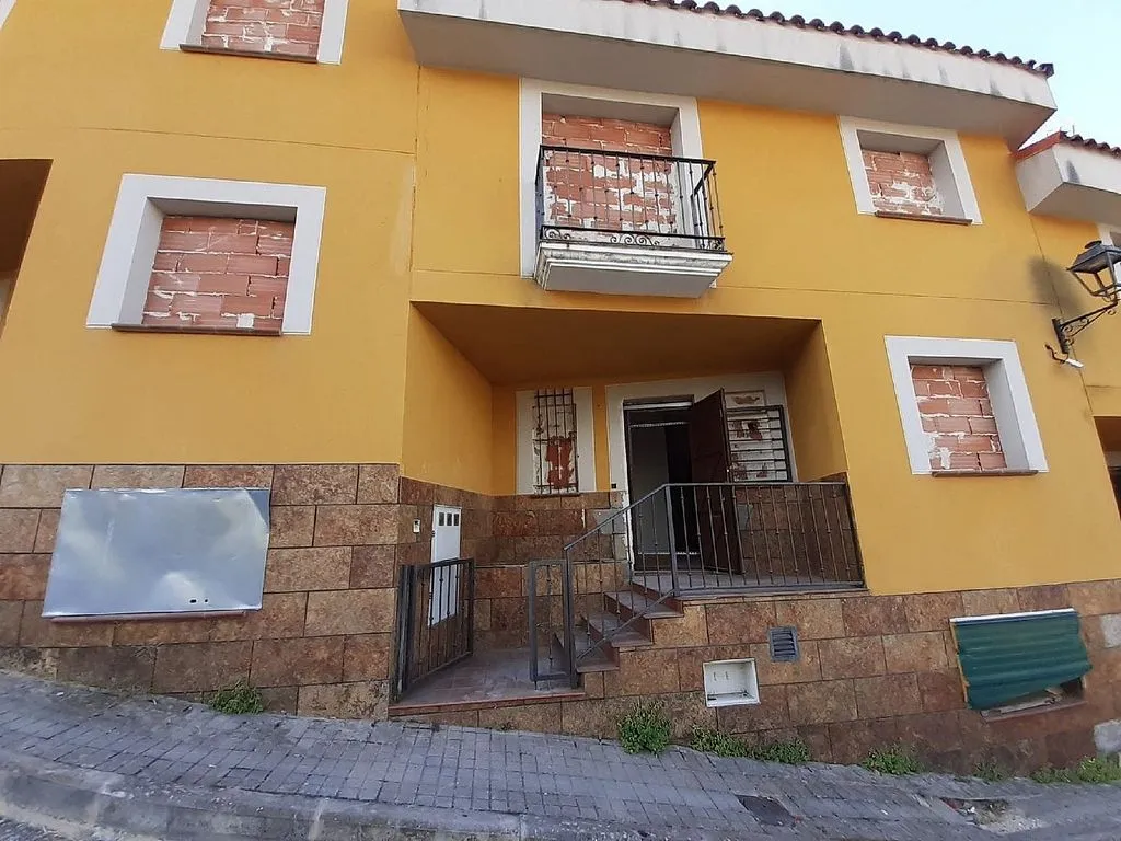Välivaade - Terraced House with Terrace in Torrelaguna