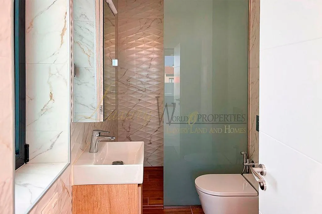 Vannitoad - Modern Villa with Private Pool in El Madroñal