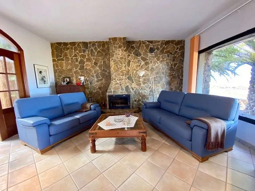 Living Room - Chalet with Garden and Terrace in Los Risquetes