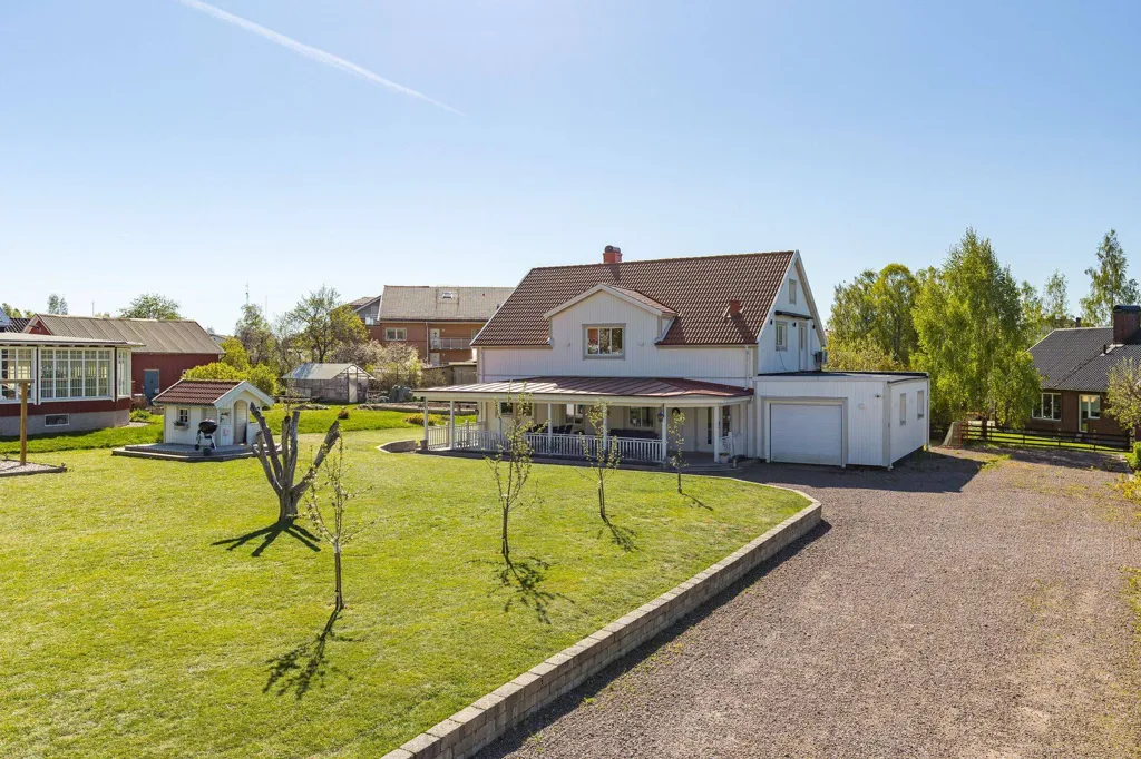Vue aérienne - Spacious Villa with Garden in Tibro