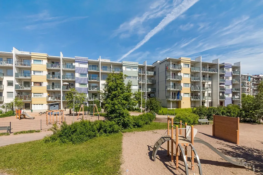 Jardin - Appartement 4 pièces à FI