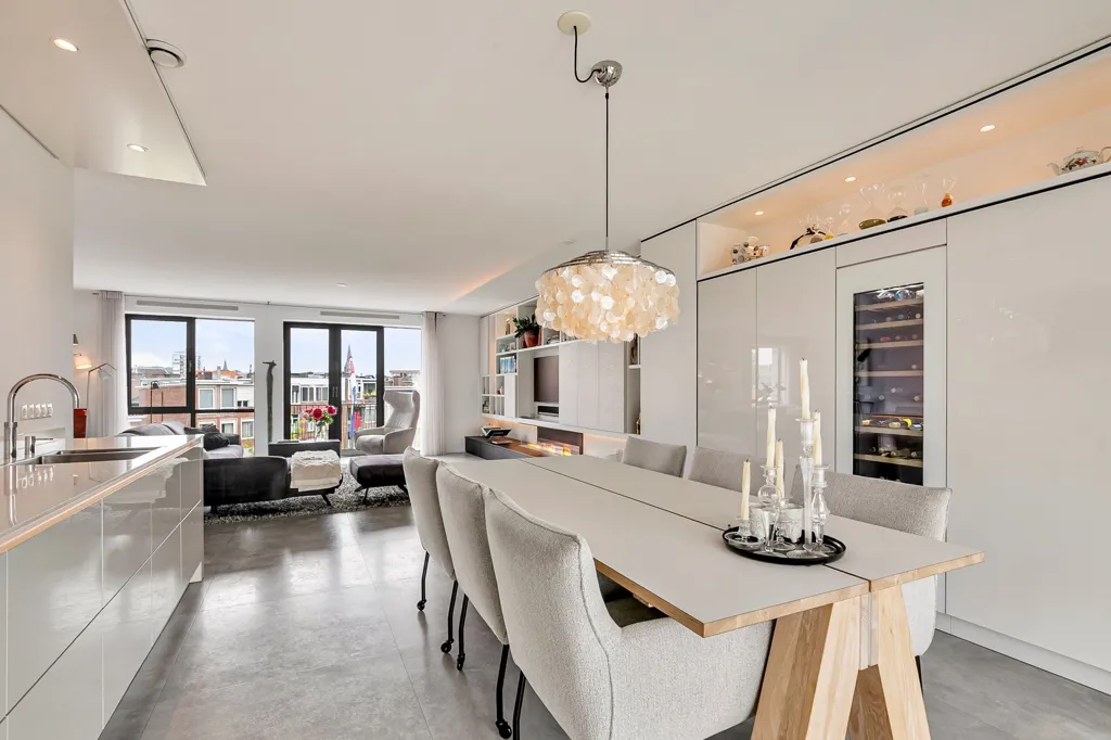 Salle à manger - Luxury Apartment with Balcony in Arnhem