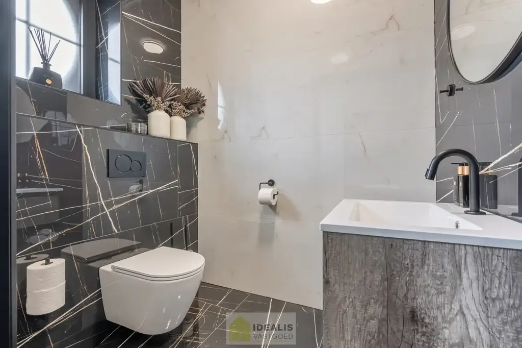 Bagni - Luxury Villa with Terrace in Overpelt
