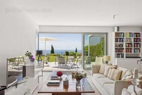 Séjour - Appartement avec Vue Mer à Nice