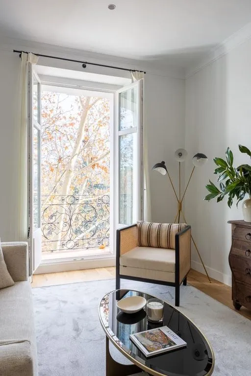 Elutuba - Luxury East-Facing Apartment in JERONIMOS, Madrid