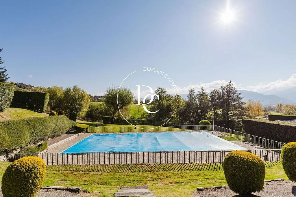 Piscine - Renovated Villa with Pool in Ger, Catalonia
