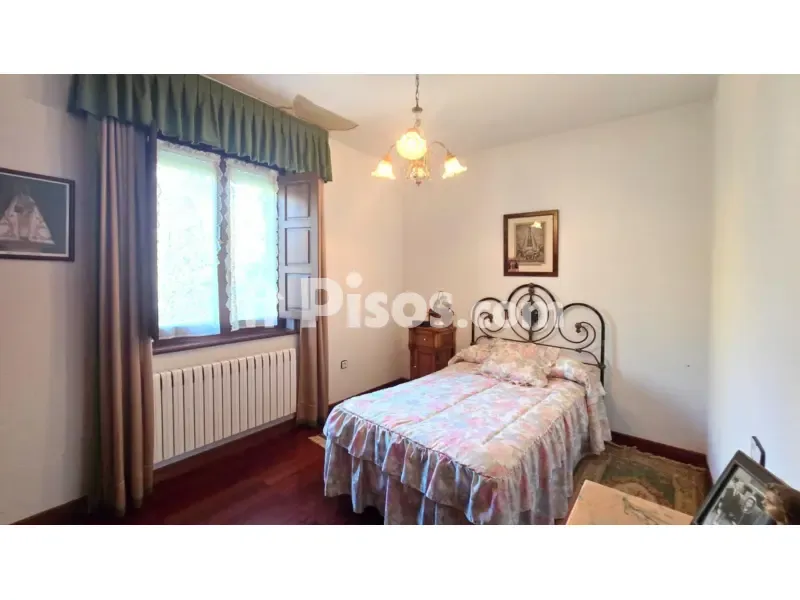 Bedrooms - Stone Cottage with Character in Entrambasaguas