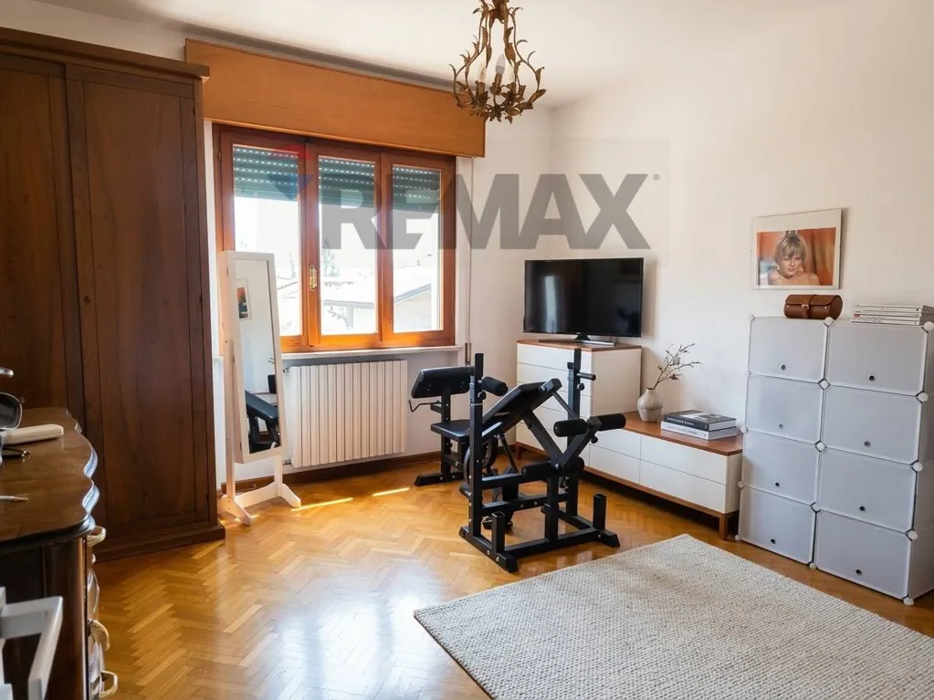 Chambres - Four-Bedroom Apartment with Lake View in Marone