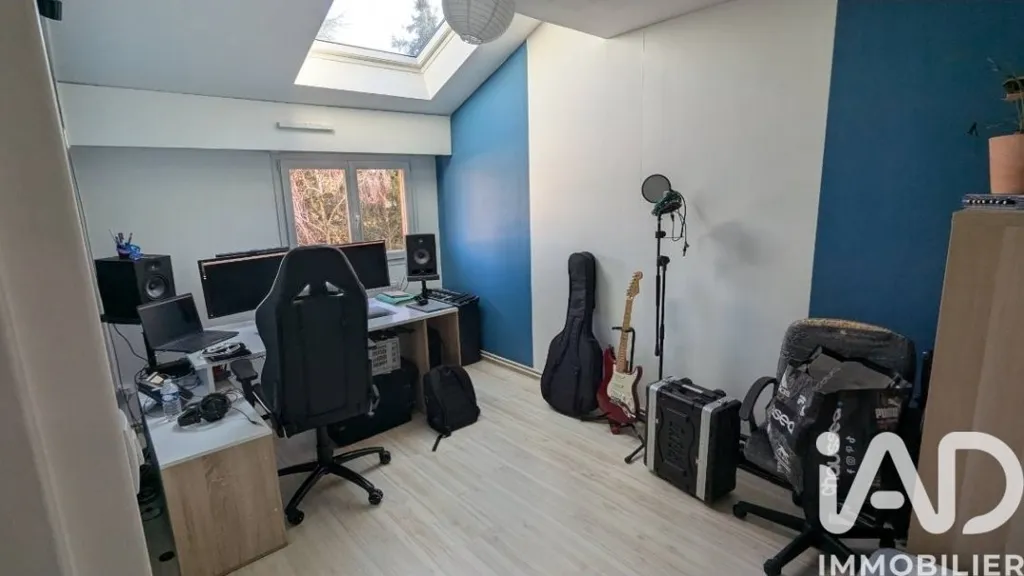 Chambres - Appartement T3 avec Balcon et Parking à Malzéville