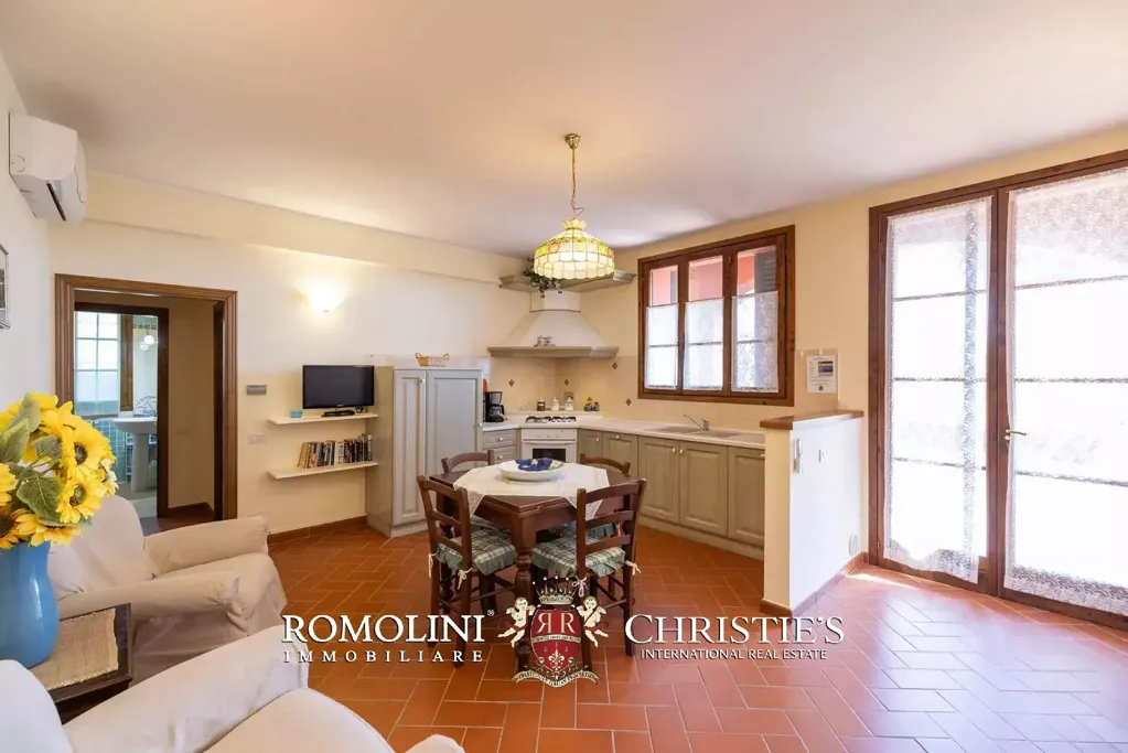 Salle à manger - Villa with Pool and Vineyard in Certaldo, Tuscany
