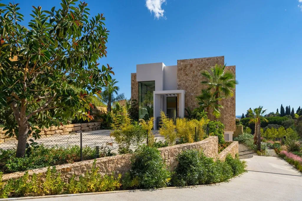 Välivaade - Luxury Villa with Heated Pool in Marbella
