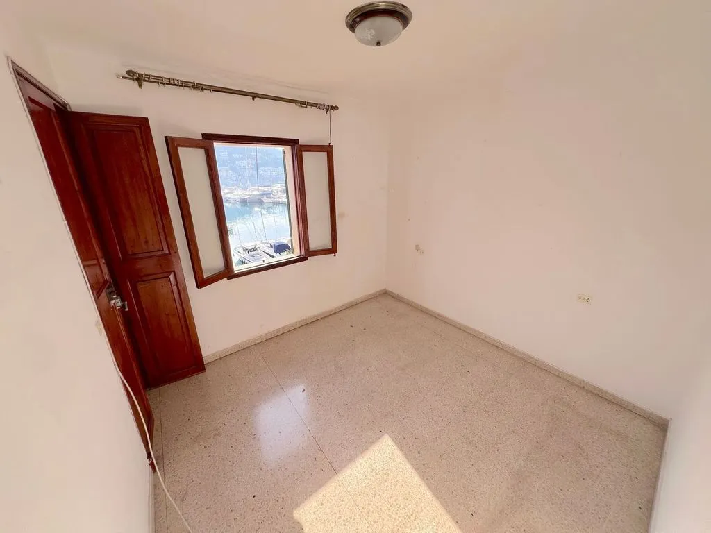 Toad - Duplex with Balcony in Sóller Harbour