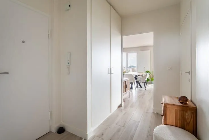 Hallway - Apartment with Canal View in Antwerp