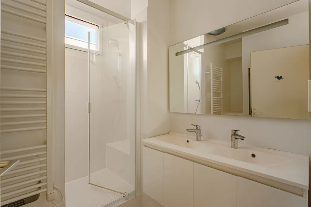 Salles de bain - Appartement Duplex avec Vue sur la Rhune à Anglet