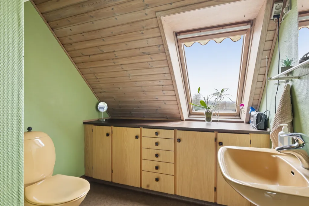 Salles de bain - Spacious Villa in Bjert with Community Access